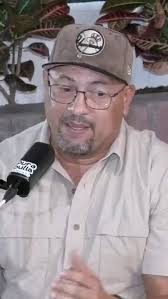 Un #tbt con mis amigos de @sintantavainapod @areciotv … hablando de los  músicos Colombianos y venezolanos…