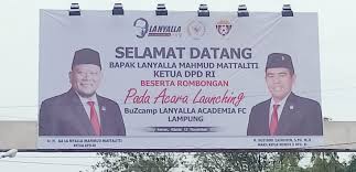 Template desain banner selamat datang vector. Spanduk Selamat Datang Lanyala Mattaliti Terpasang Di Waykanan Haluan Lampung