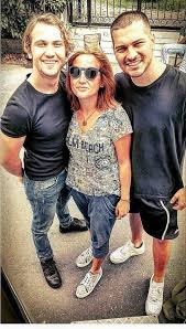 Cagatay Ulusoy Ve Aras Bulut Iynemli Sarp Ve Mert Icerde Cagatay Ulusoy Turkish Actors Actors