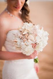 Here are 15 unconventional wedding bouquets guaranteed to surprise all your wedding guests! 25 Breathtaking Wedding Bouquets You Ll Want To Steal