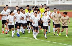 Selain itu, kemenangan juga dapat membuka peluang timnas indonesia lolos ke. Kualifikasi Piala Dunia 2022 Timnas Indonesia Dipastikan Main Di Uea Bolalob Com