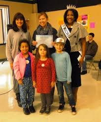 Talking Taylor Schools: DRUG FREE TAYLOR: Plenty of awards handed out  before 140 families