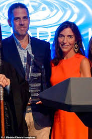 The former schmotus (schmo of the united states), v.p. Hunter Biden 49 And His New South African Wife 32 Support Joe Biden Daily Mail Online