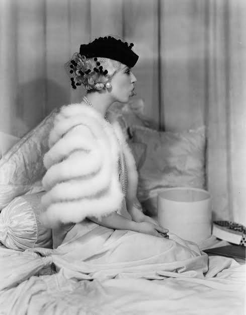 The Divorcee (1930) - Full cast & crew - IMDb