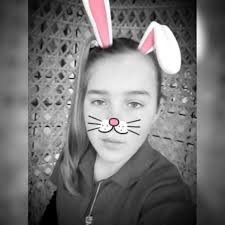 Lara Collins (@laracollins1604)