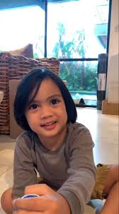 Tingkah lucu bayi seringkali mengundang perhatian orang dewasa. Pin Oleh Dewi 08 Di Sekala Bayi Lucu Fotografi Remaja Bayi