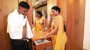 Desi Bhabhi Ko Desi Ladke Ne Zam Kar Choda: Indian Close-up Porn