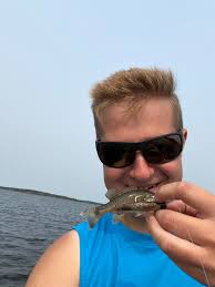 Not very often my 3 sit in a line going from tallest to smallest