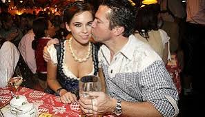 November 28, 2018 by fabwag. Die Ehefrauen Der Fussballtrainer Auch Die Coaches Haben Ihre Wags Seite 13