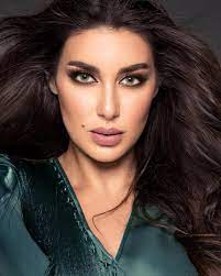 لنس مي اللون لايم بعيون الوجه الاعلامي لعدسات لنس مي الفنانه المميزه ياسمين صبري Yasmine Sabri ميك اب الفنانه نور Arabian Beauty Egyptian Actress Beauty Women