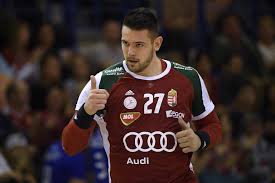 Ez mellett még számos műsorunkban szakértők általi elemzéseket hallgathatunk meg az elmúlt rangadókról. Ki Nyeri A Vb T Meddig Jutnak A Magyarok Josoltak Az M4 Sport Szakertoi M4 Sport