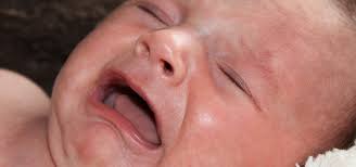 Blahungen Beim Baby Ursachen Und Wirkungsvolle Hausmittel Dagegen Utopia De