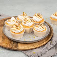 Cupcakes Au Citron Meringues Recette En 2020 Cupcake Citron Gourmandise Cupcakes