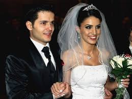 Liviu varciu, hartuit de o fana infierbantata! Liviu Varciu A Avut O IdilÄƒ Cu O Mare ActriÈ›Äƒ Am PÄƒrÄƒsit O Pentru CÄƒ M A InÈ™elat S A Iubit Cu ToatÄƒ Crema Showbiz Ului