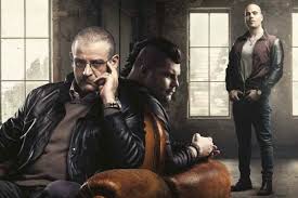 Gomorra Saison 2 La Democratie Est Pourrie Critictoo Series Tv ¡descubre toda la información sobre la temporada 1 de gomorra! gomorra saison 2 la democratie est