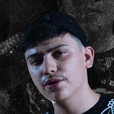 David Devane's Instagram, Twitter & Facebook