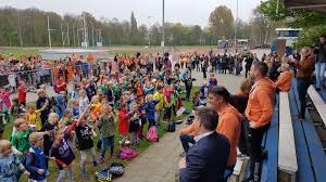 De koningsspelen zijn een sportief feest voor basisscholen in nl, het caribisch deel van het koninkrijk en nl scholen in het buitenland. Koningsspelen 2021 Wordt Opgeknipt In Koningsweek Sleutelstad