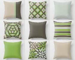 Outdoor Pillows Brown Green Outdoor Pillows Outdoor Home Decoracion De Hogar Hecha A Mano Diseno De Almohada Decoracion De Interiores