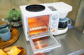 It has a sleek design and. This 3 In 1 Breakfast Machine Makes Your Coffee Toast And Eggs At The Same Time See Where To Get This Avenue One