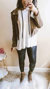 How To Wear Faux Leather Leggings Spanx Leggings Outfit Ideas Outfits With Leggings Leather Leggings Outfit Faux Leather Leggings