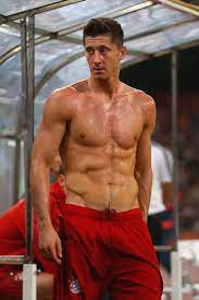Check spelling or type a new query. Pin On Robert Lewandowski