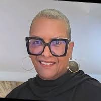 Judith Crawford's Instagram, Twitter & Facebook