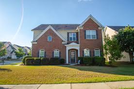 For Sale By Karen Lickay Realty Group 3050 Grundy Ives Dr Snellville Ga 30039 194 900 Www Karenatlantahomes Com Take A Lo Beautiful Homes House Styles Home