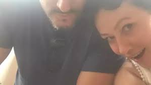Esposo de Shannen Doherty le fue infiel con su agente, insinúan