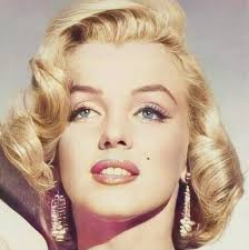 Marilyn Monroe's Acting Career and Experience with Laurence Olivier