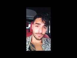 Vamos a ser feliz, vamos a ser feliz. El Nuevo Corte De Maluma Youtube