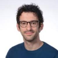 100+ profili “Peris”