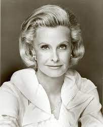 Best Hairstyles For Over 59 Year Old Woman Cool Hairstyles Old Women Beauty Eternal