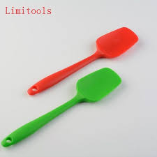 Ehow articles and videos are created by freelancers and cover a wide variety of topics organized into a hierarchy of categories. New Silicone Mixing Spoon Utensil Cake Putty Spatula Bakeware Home Tableware Color Random Review Spatula Utensil Tableware