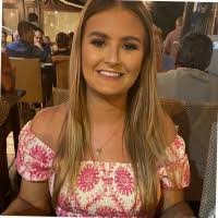 Lauren Ward's Instagram, Twitter & Facebook