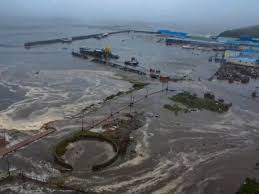 Massive Quake Rocks Russia! Tsunami Alert Issued - Are We Safe?