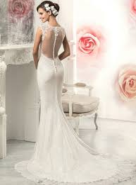 Abiti da sposa 2021 dai modelli a sirena ai boho chic, tutte le novità da sogno. Abito Da Sposa A Sirena Con Scollatura Velata Avanti E Dietro