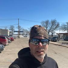 For all you polaris guys and gals. Should head to the UP. If you dont find  this funny we cant be friends.