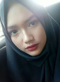 Watch daily added thousands of free hots movies. Ketahui Kombinasi Warna Bibir Dan Hijab Yang Pas Hanya Dari 3 Warna Lipstik Saja
