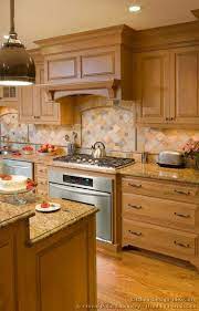 Pictures Of Kitchens Traditional Light Wood Kitchen Cabinets Kitchen 132 Kitchen Backsplash Designs Kitchen Tiles Backsplash Kitchen Design Small