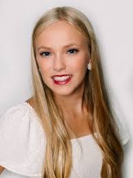 Janice Wellington's Instagram, Twitter & Facebook