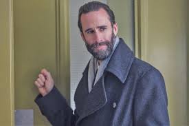 Opowieść podręcznej płodna offred (elisabeth moss) jest podręczną, która mieszka u wysokiej rangi komandora i jego żony. Fi2rq6fd0kmn0m