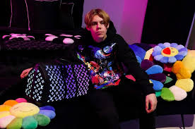 Beat box boy (10 years old kid). The Kid Laroi Shares New Song Reminds Me Of You Featuring Juice Wrld Pm Studio World Wide Music News