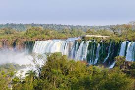 A large nature reserve, quebrada del rio de las conchas is home to unusual geological formations, mountain ranges, and a colorful landscape. 10 Breath Taking Argentina Attractions For Nature And Wildlife Lovers