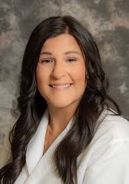 Lindsey Mays's Instagram, Twitter & Facebook