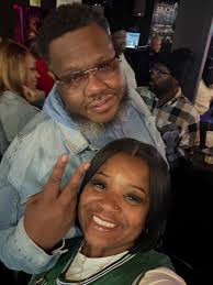 Lisa says “Hi y'all”. 🤣 Shenanigans with my peeps! 😍☺️🥰