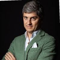 Por este motivo, tenho que ser acompanhada por um oftalmologista de 6 em 6 meses. 600 Tiago Monteiro Profiles Linkedin