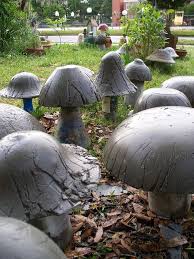 Pin By Sue Lavalla On How To Make Concrete Mushrooms Garden Art Sculptures Garden Sculpture Concrete Garden