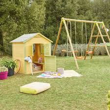 12 Meubles De Jardin Canons Pour Les Enfants En 2020 Meuble Jardin Salon De Jardin Design Jardin Pour Enfants