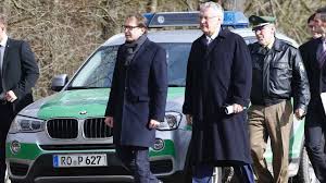 We would like to show you a description here but the site won't allow us. Alexander Dobrindt Besturzt Uber Zugungluck Bei Bad Aibling