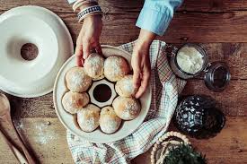 Le Moule Couronne De Petits Pains Est Parfait Pour Les Repas En Famille